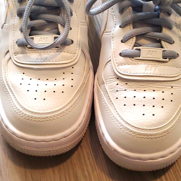 Nike Air Force 1 Low Shadow Be Kind - Picture 9 of 12